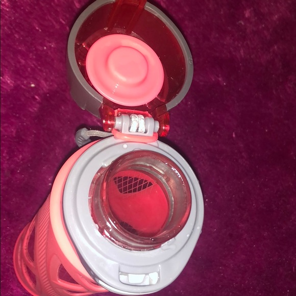 Water bottle - Picture 4 of 5